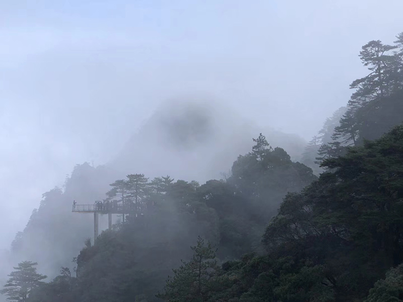 井冈山雾景